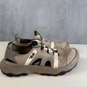 Teva Sandals Size 8.5 Womens Outflow CT Shoes Womens Tan Hiking Outdoor